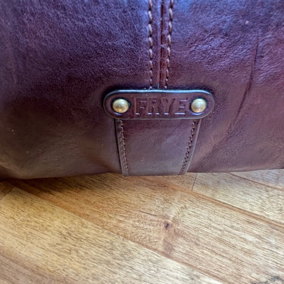 RARE Frye Studded Leather Crossbody Messenger Flap Bag Dark Brown - Picture 4 of 15